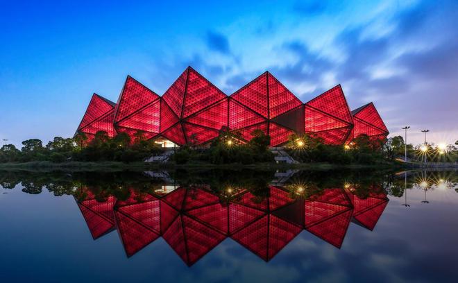 九游app：商机推荐：全国最新50个太阳能发电、储能项目汇总清单 title=