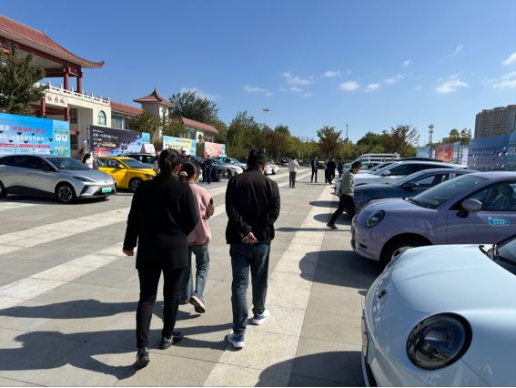 2024山东新能源汽车百场下乡活动三城联展拉动消费11亿元(图2)