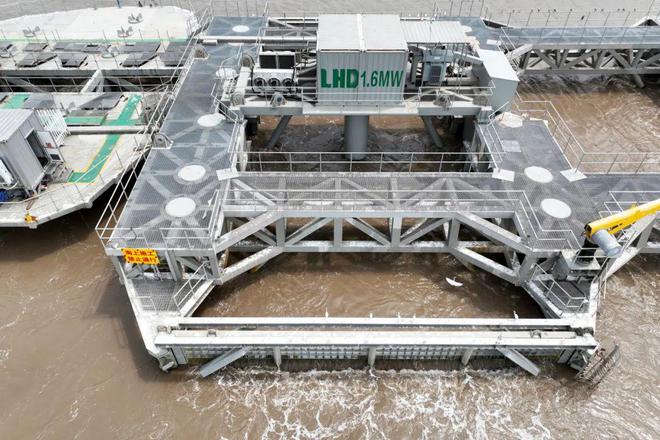 九游官网入口：解锁月球秘密：驱动海洋能源的神奇力量！(图5)