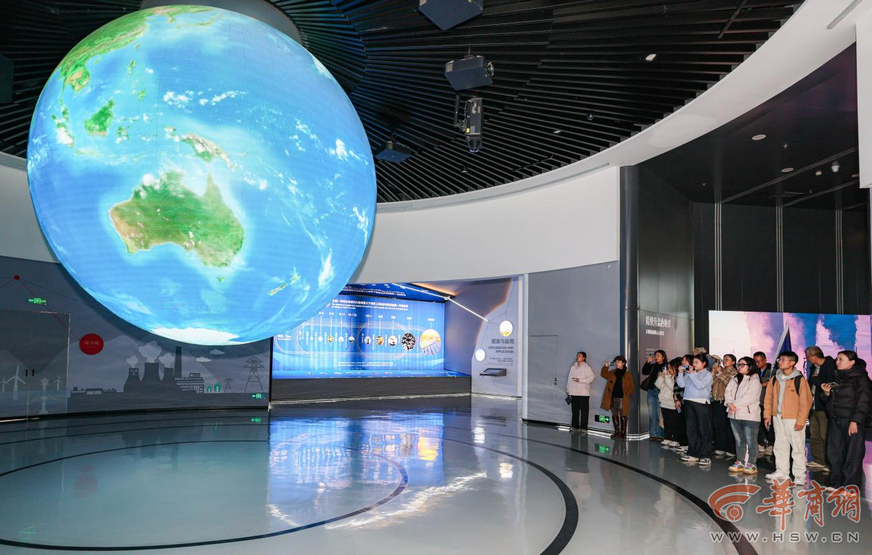 何以长安·创见未来｜隆基绿能：创新“智”造 书写绿色高质量发展新篇 title=