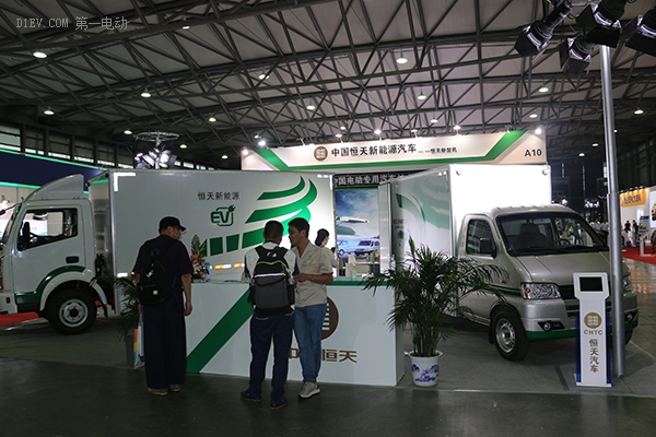 铝颜料“小巨人”族兴新材北交所过会蓄力驶入新能源汽车千亿蓝海 title=