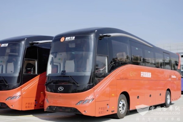 厦门卫视：金龙客车助推中国新能源汽车迈上新台阶 title=