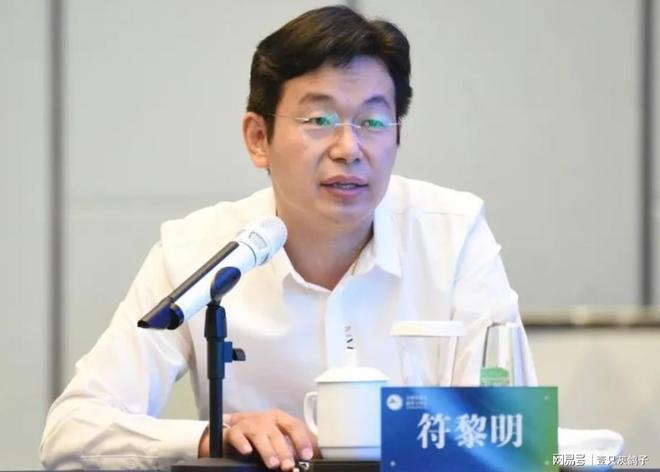 九游app：光伏奇才！日本20年的骄傲被他4个月掀翻如今三分天下有其二 title=