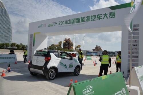 佛瑞亚全球执委会成员、佛瑞亚集团绿动智行全球总裁及佛吉亚中国区总裁马川：坚守质量底线 筑牢新能源汽车产业安全根基 title=