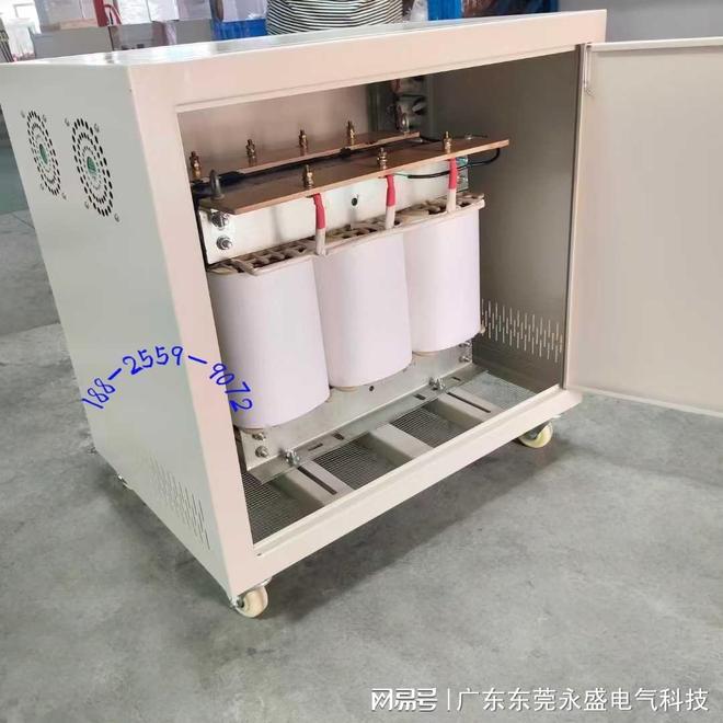 甘肃光伏电站供电适配60kva三相380V转690V隔离变压器应用 title=