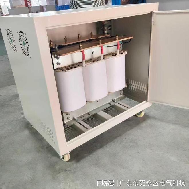 甘肃光伏电站供电适配60kva三相380V转690V隔离变压器应用(图2)