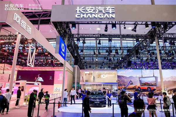 九游官网入口：黑哥们给力！燃油客车1-2月出口224万辆：非洲霸榜拉美大增！