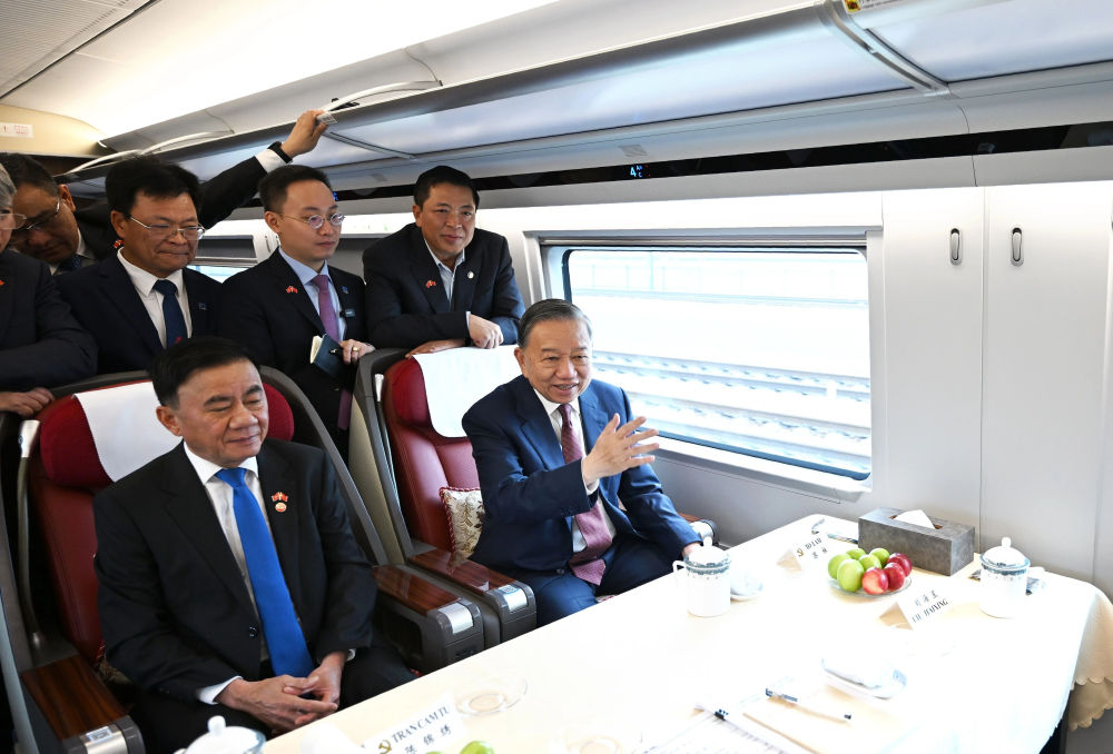 中国元首外交为动荡世界注入稳定力量(图2)