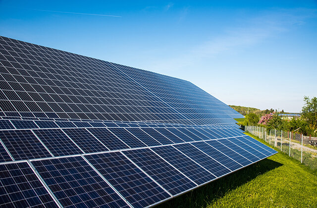 光伏发电原理_系统的组成_优势和劣势_使用寿命知识(图1)