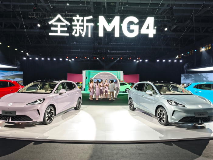 新能源车出海景气度有望长期维持高位新能源车ETF平安涨超1%